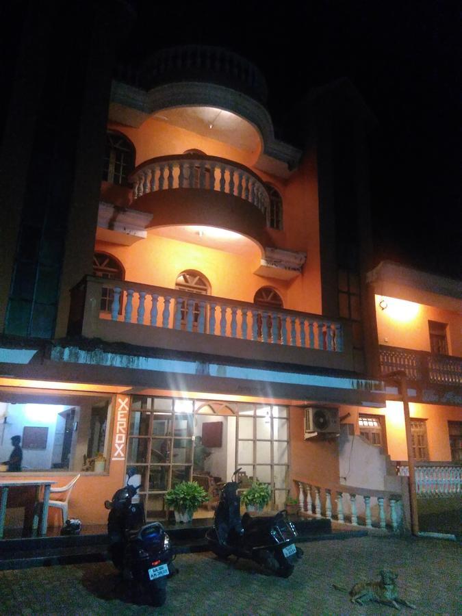 Palm Grove Hotel Cavelossim Exterior foto